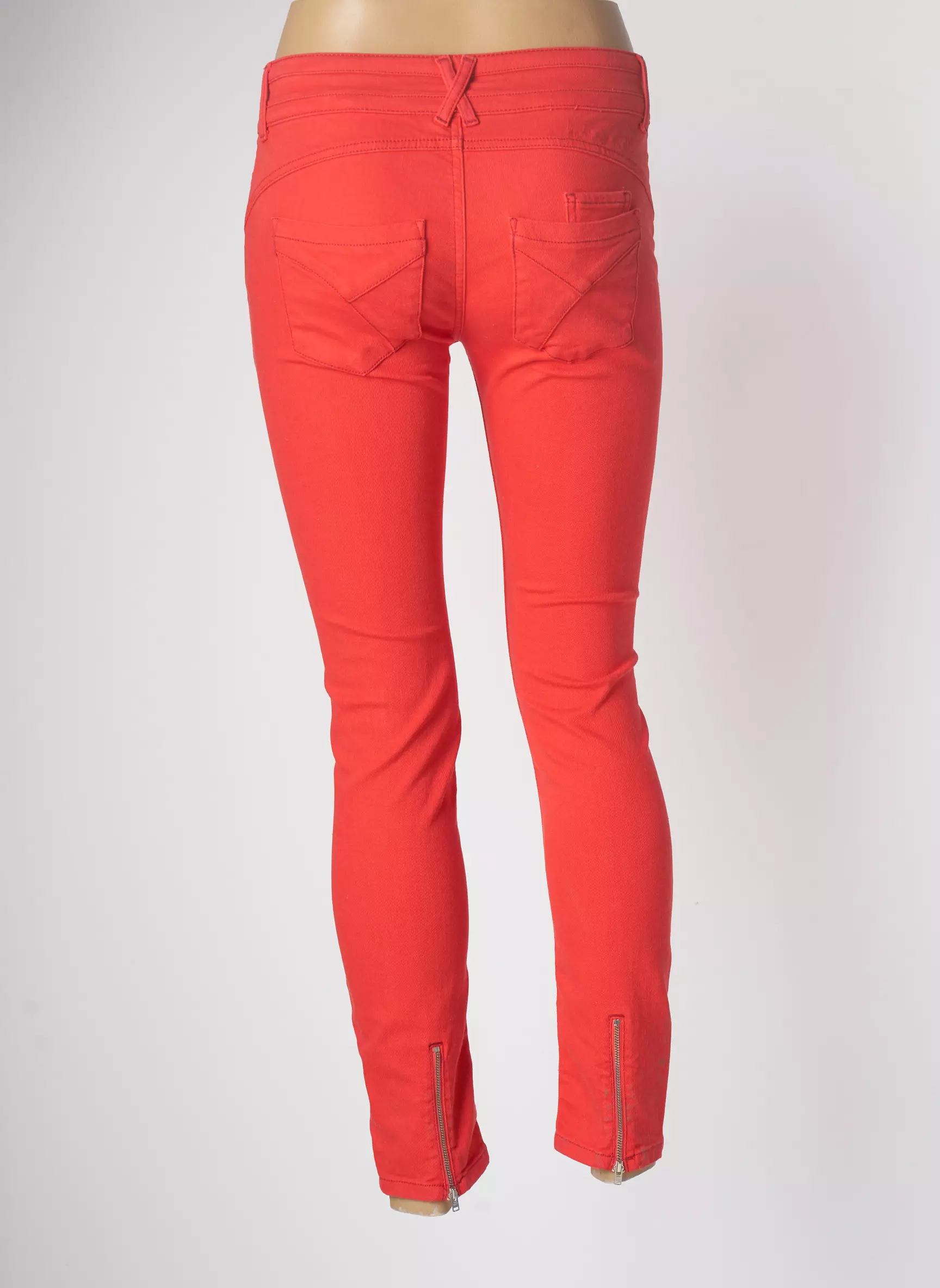 Huit Six Sept Pantalons Slim Femme couleur rouge