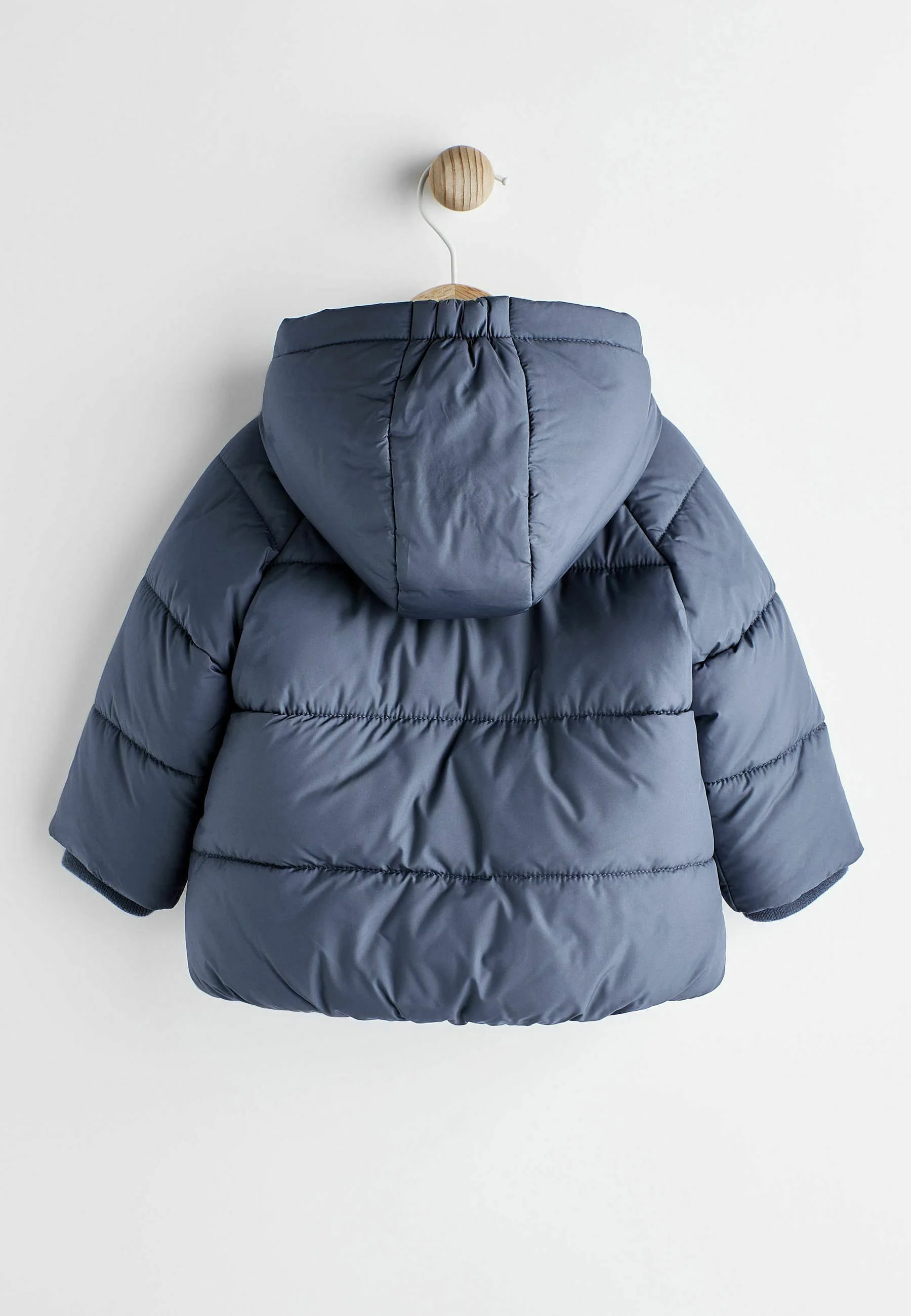 Siguiente HOODED PUFFER - Chaqueta de invierno