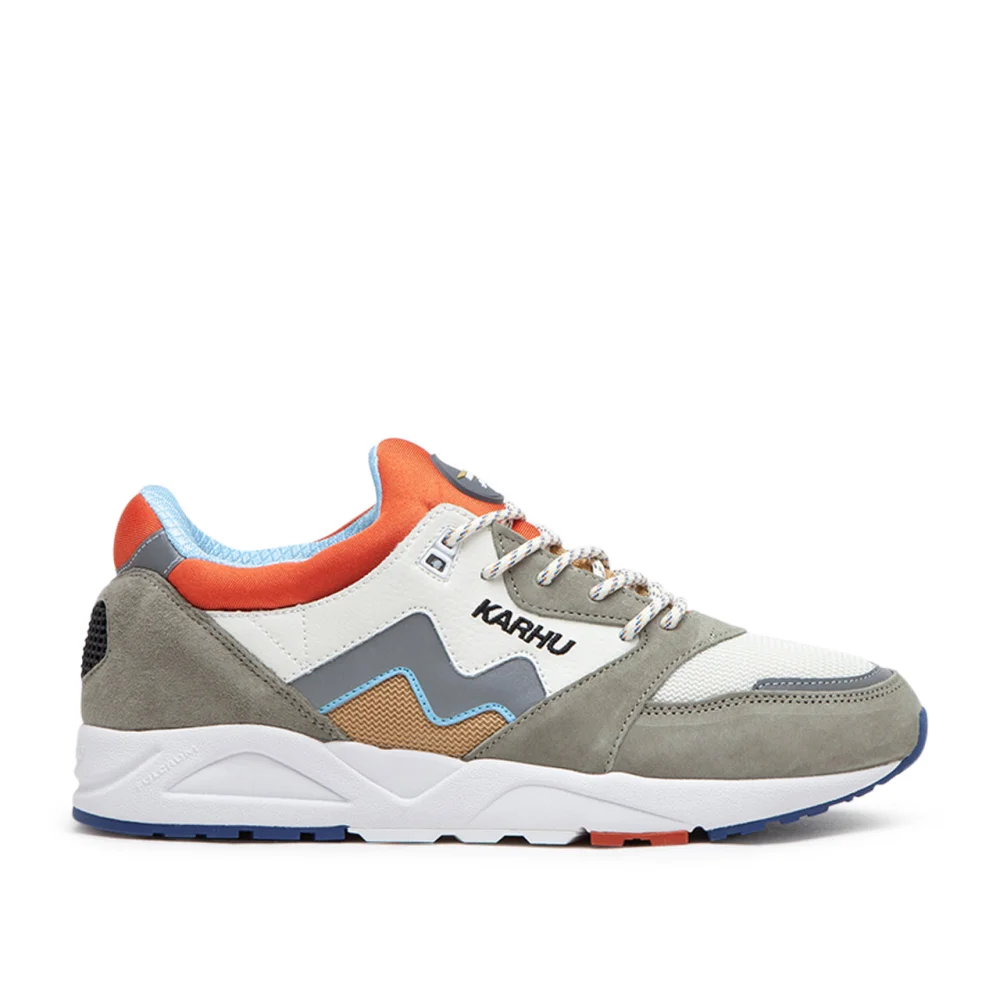 Karhu Aria 95 F803095 / grau