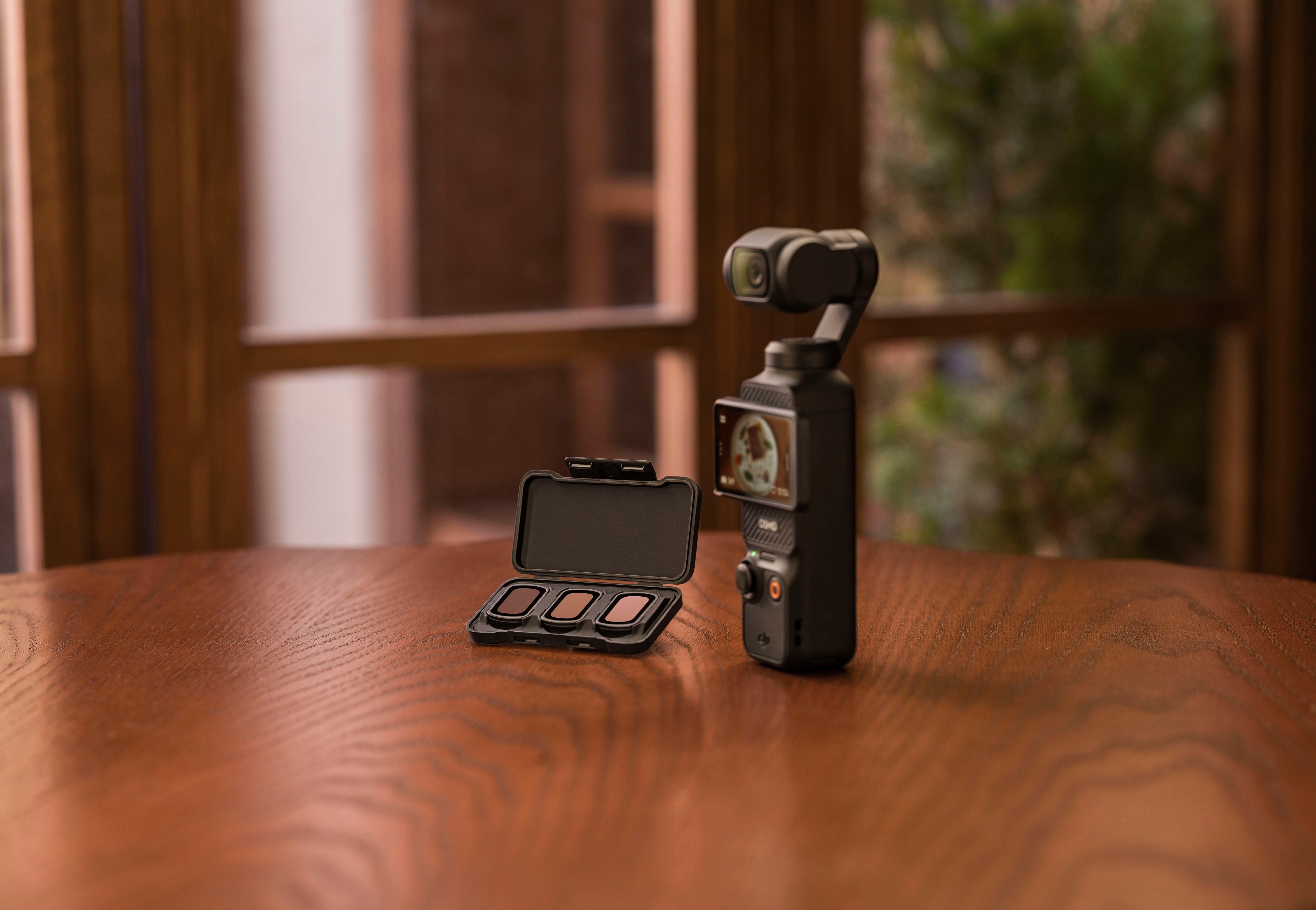 DJI Osmo Pocket 3 Camcorder (4K Ultra HD, Bluetooth)