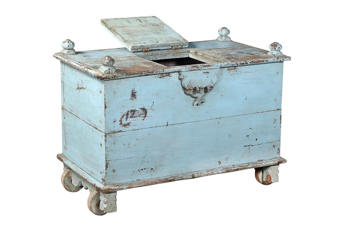 daslagerhaus living Bauernschrank Truhe Vintage hellblau mit Rollen
