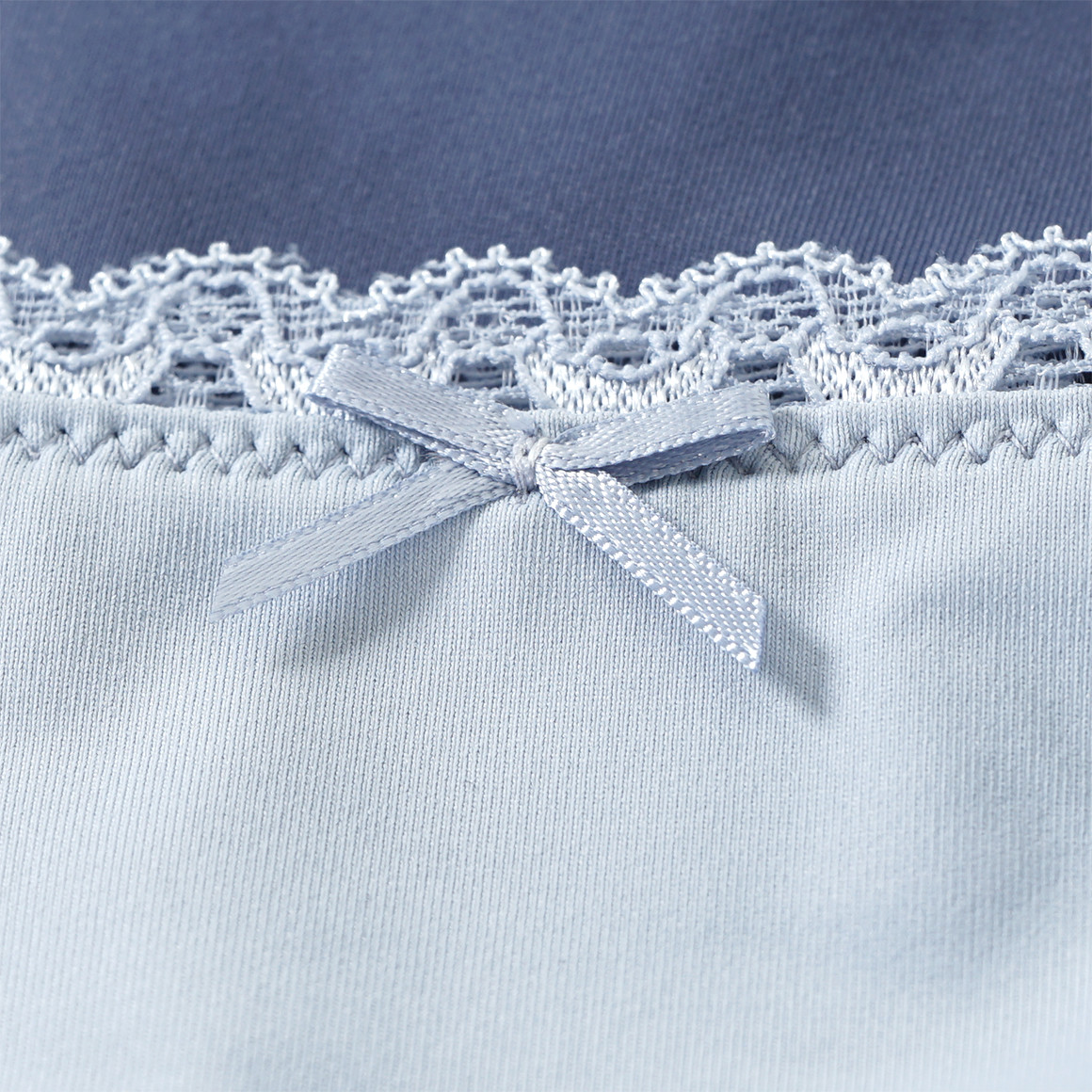3 Damen Slips mit Spitze
