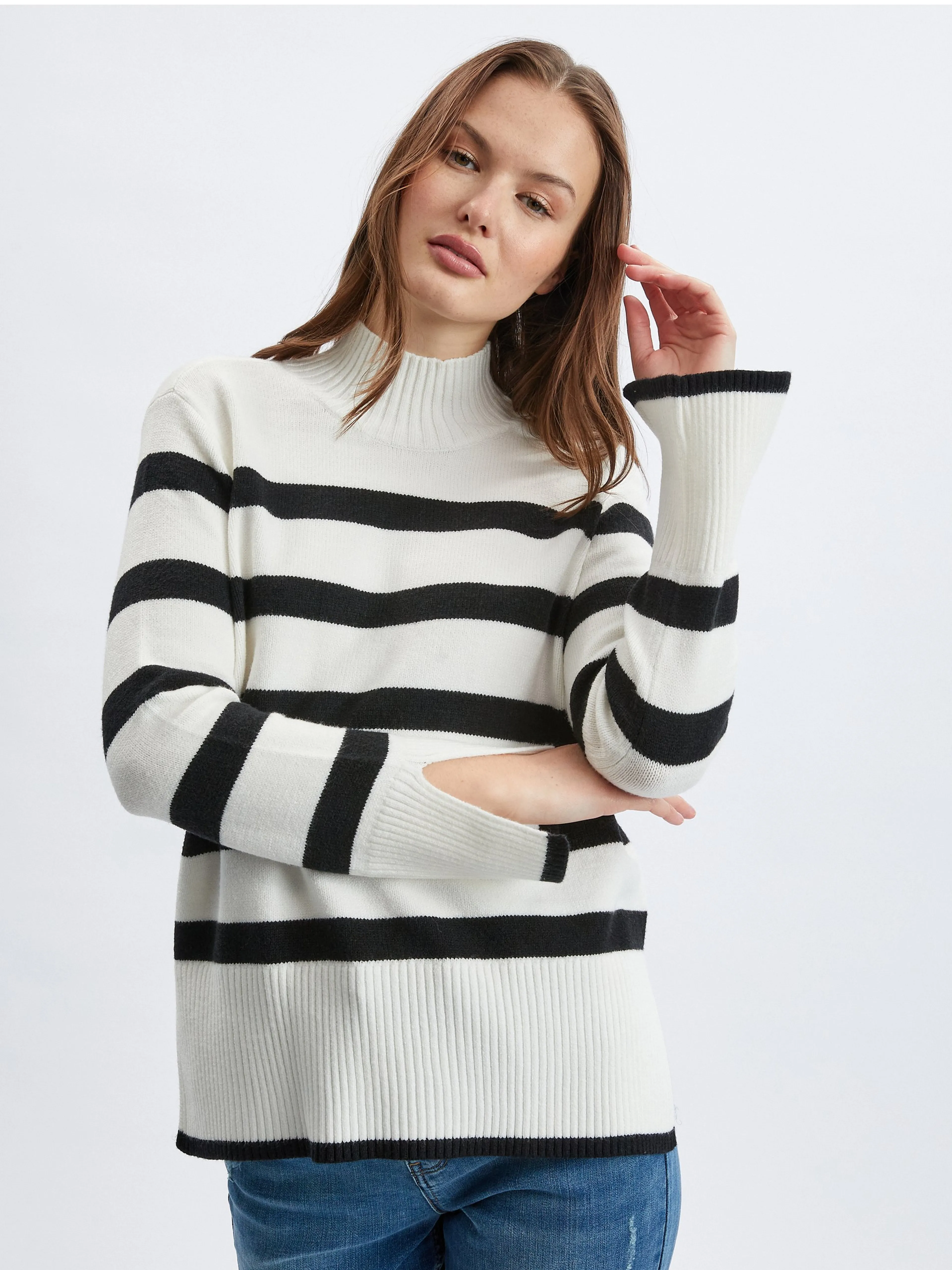Schwarz-weiß gestreifter Damen-Pullover ORSAY