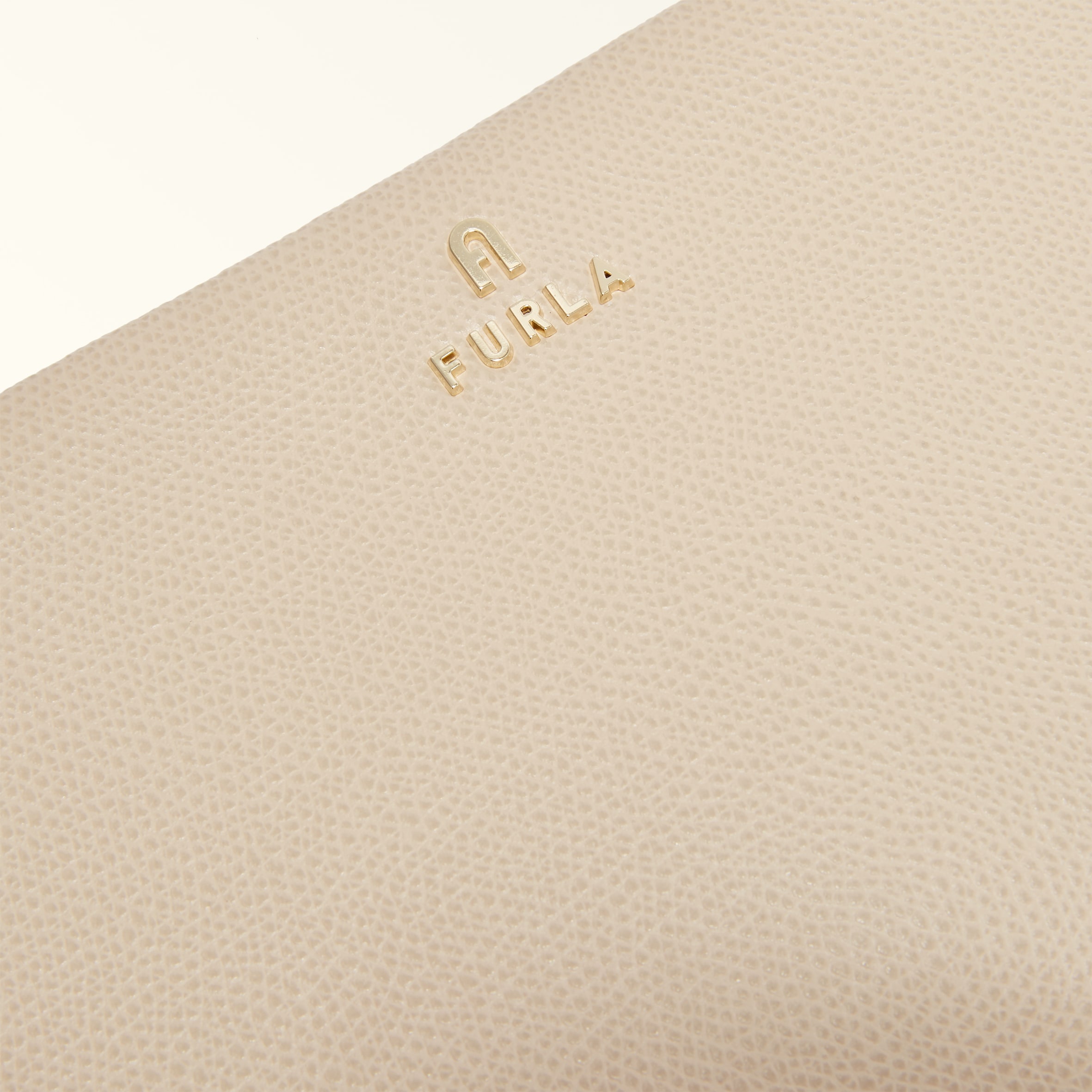 Camelia Furla