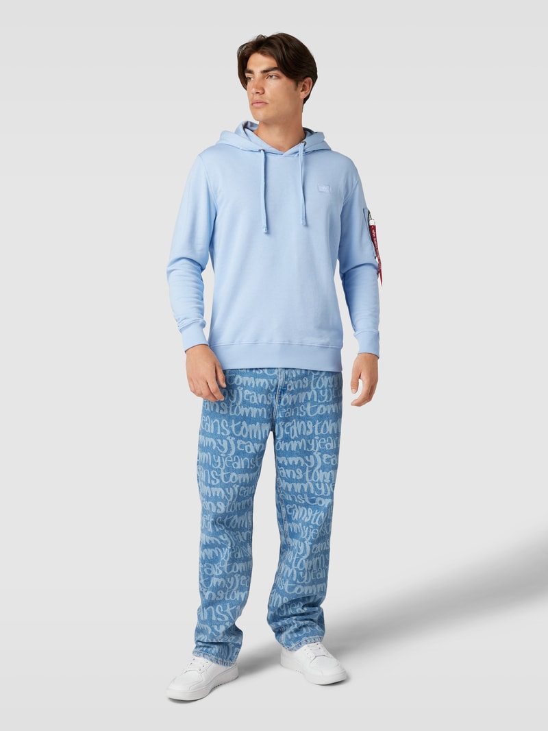 Hoodie mit Label-Applikation Modell 'X-FIT' in hellblau