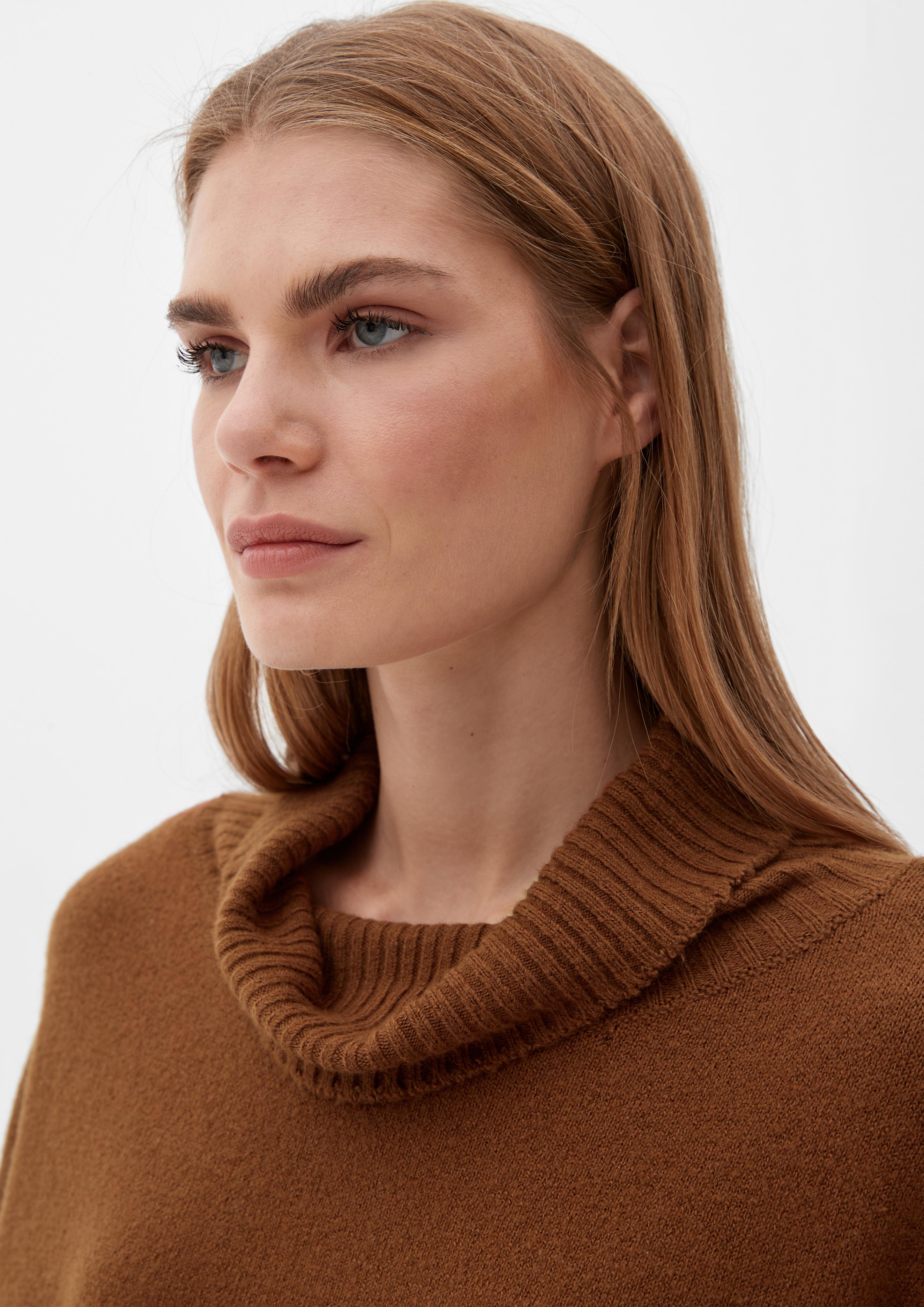 Poncho mit Rollkragen  2121871-8764