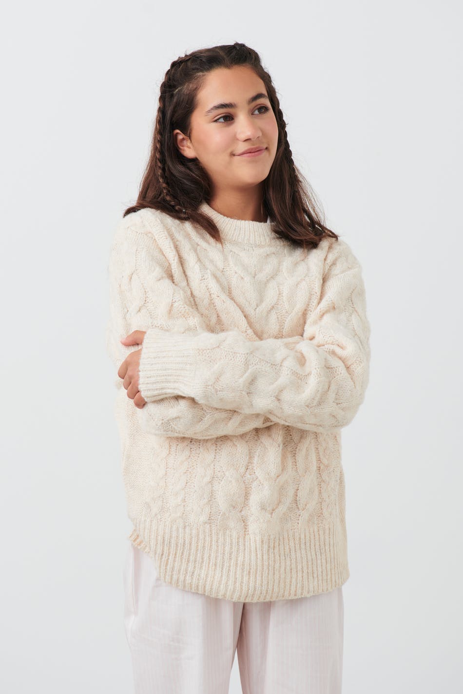 Y knitted cable sweater