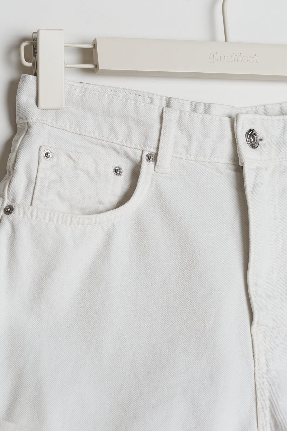 Dagny mom shorts