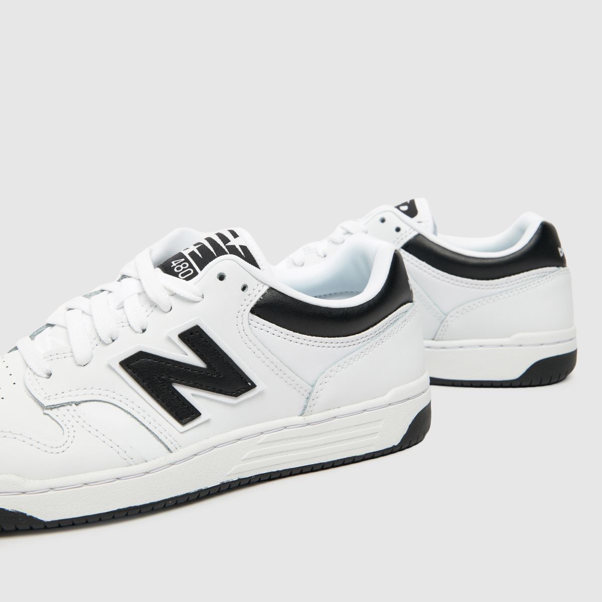 New Balance 480 sportcipő fehér és fekete színben