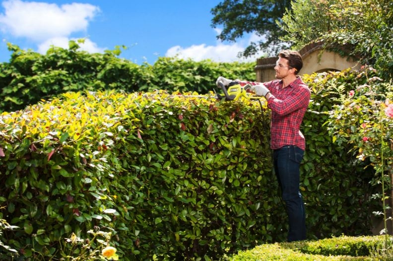 Ryobi 5133003643 RHT5655RS Hedge Trimmer 55 cm 550 Watt