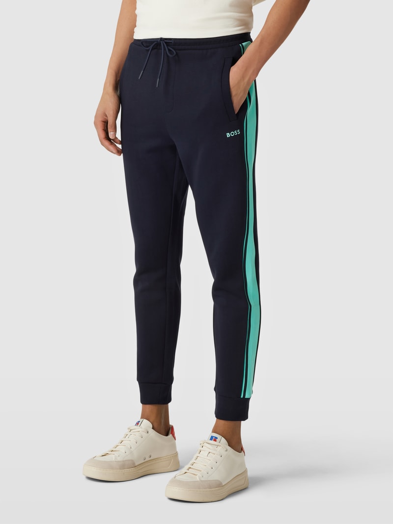 Trainingsanzug mit Label-Stitching in marineblau
