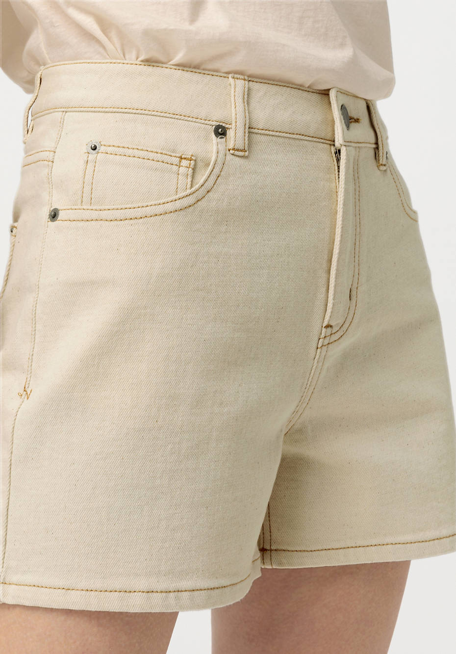 Denim Shorts Hannah Mom Fit mit Hanf