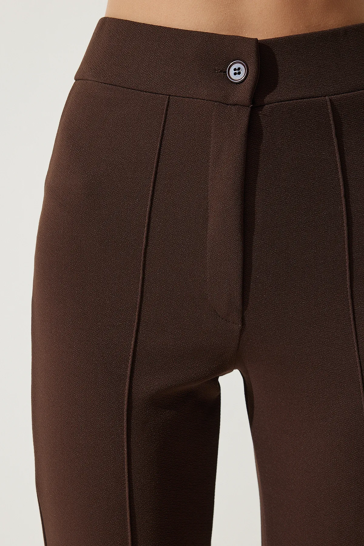 Happiness İstanbul  Braune bequeme Strickhose aus Lycra mit hoher Taille für Damen RV00090