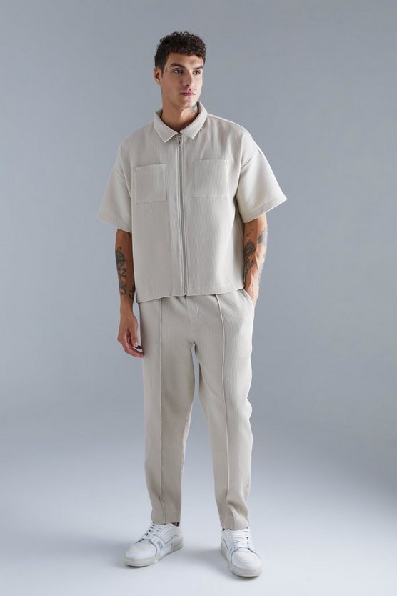 Kurzärmliges Hemd & elastische Hose
