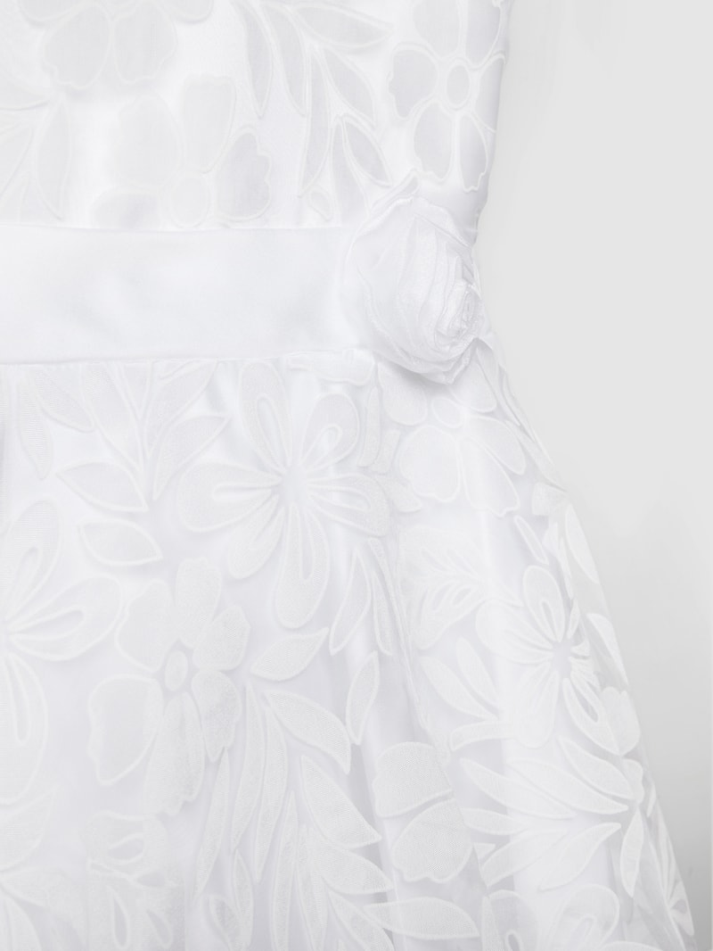 Kleid mit Rundhalsausschnitt in weiß