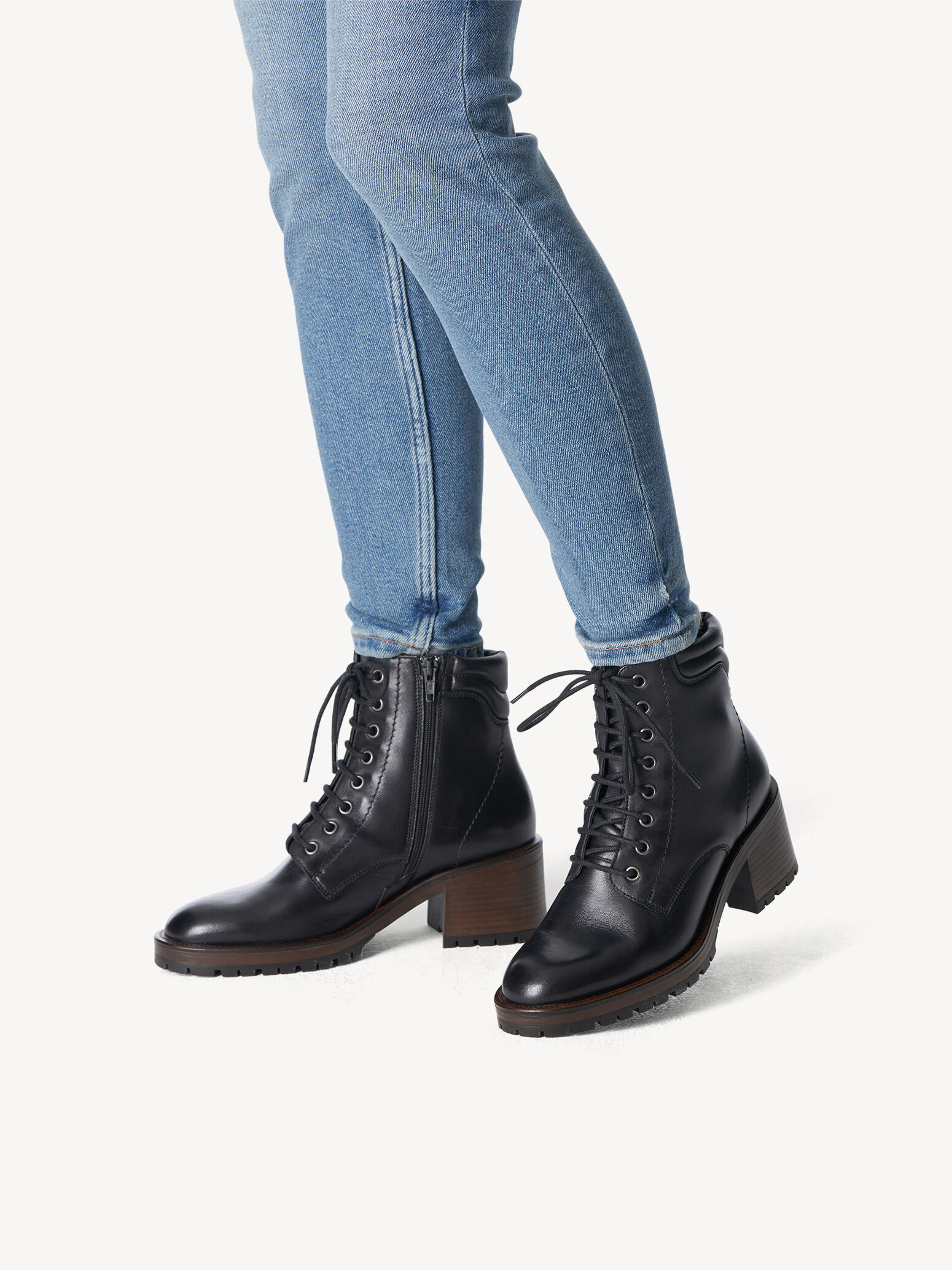 Bottine en cuir - noir