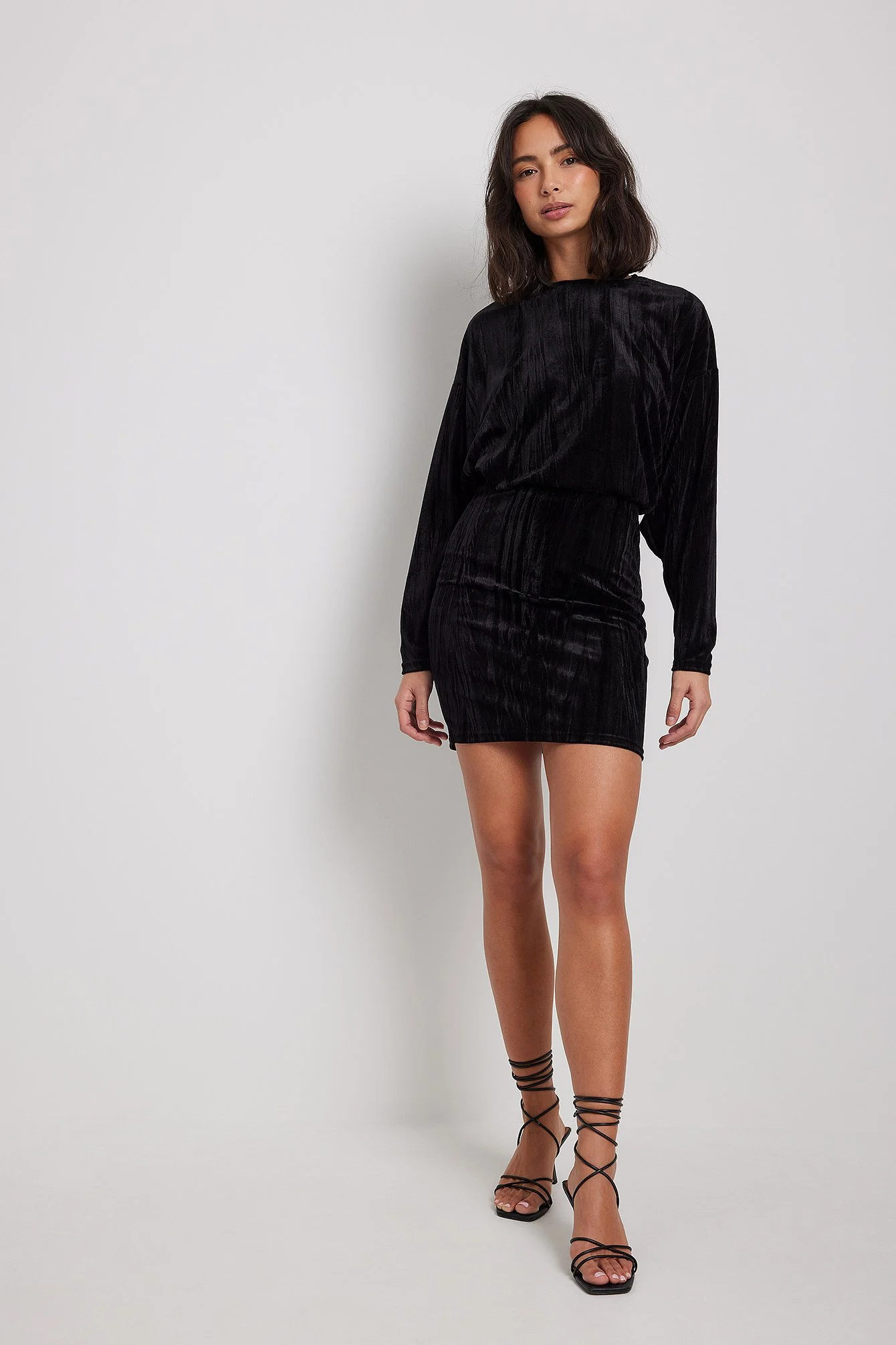 Lockeres Minikleid aus Samt