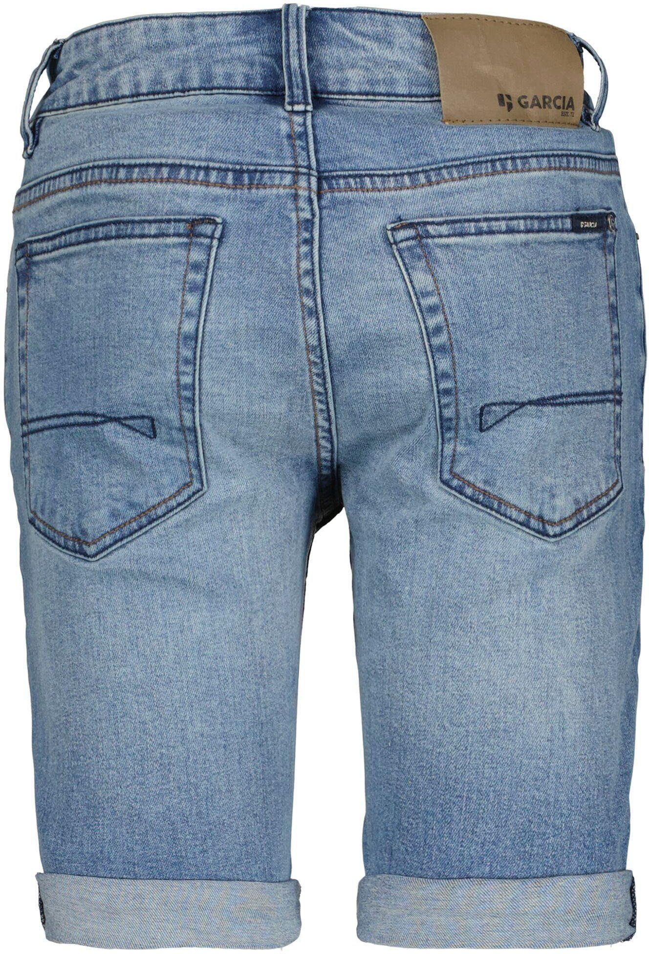 Garcia Jeansshorts Tavio mit Used-Effekten