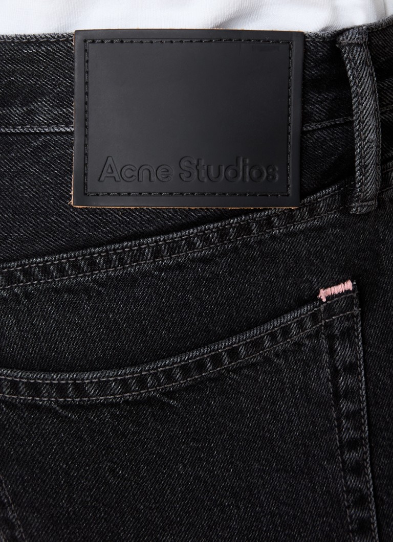 Acne Studios taisni džinsi no organiskās kokvilnas ar krāsainu mazgājumu