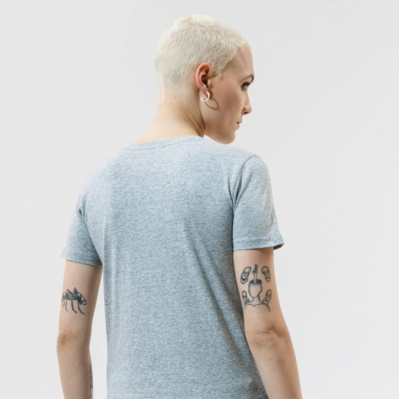 CHAMPION T-SHIRT CREWNECK T-SHIRT Grau