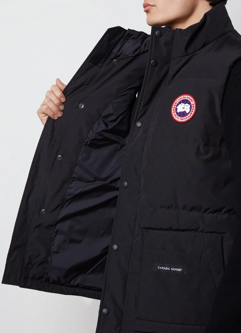 Canada Goose Freestyle polsterēts bodijs ar dūnu pildījumu un sānu kabatām