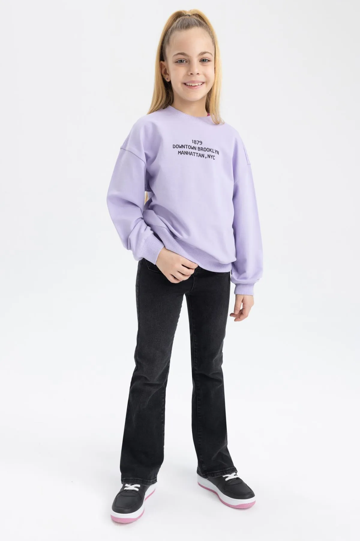 DeFacto  Bedrucktes Sweatshirt mit Rundhalsausschnitt und Relaxed Fit für Mädchen Z4188a623sp