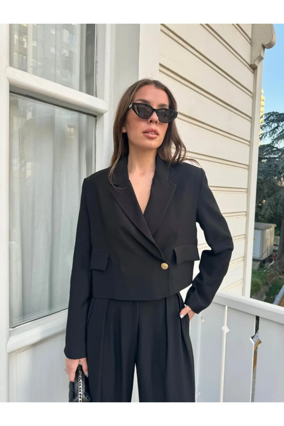 My Blog  Schwarzes zweireihiges Set aus kurzer Jacke und Hose für Damen