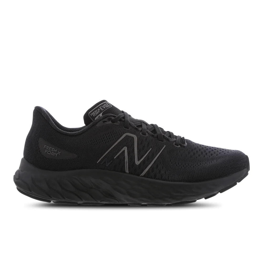 New Balance Evoz MEVOZSR3 / schwarz