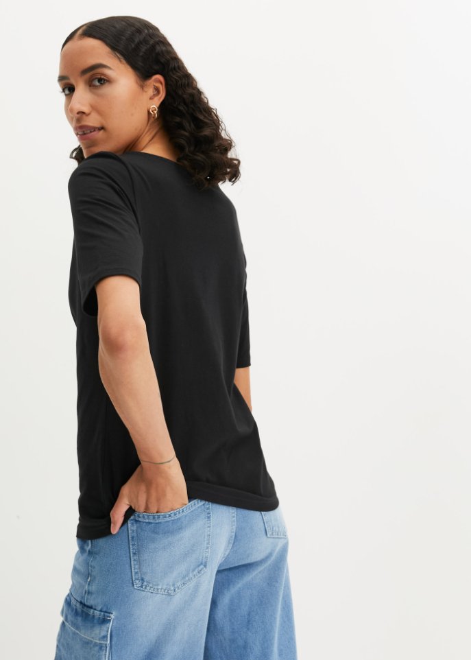 U-Boot-Ausschnitt-Shirt