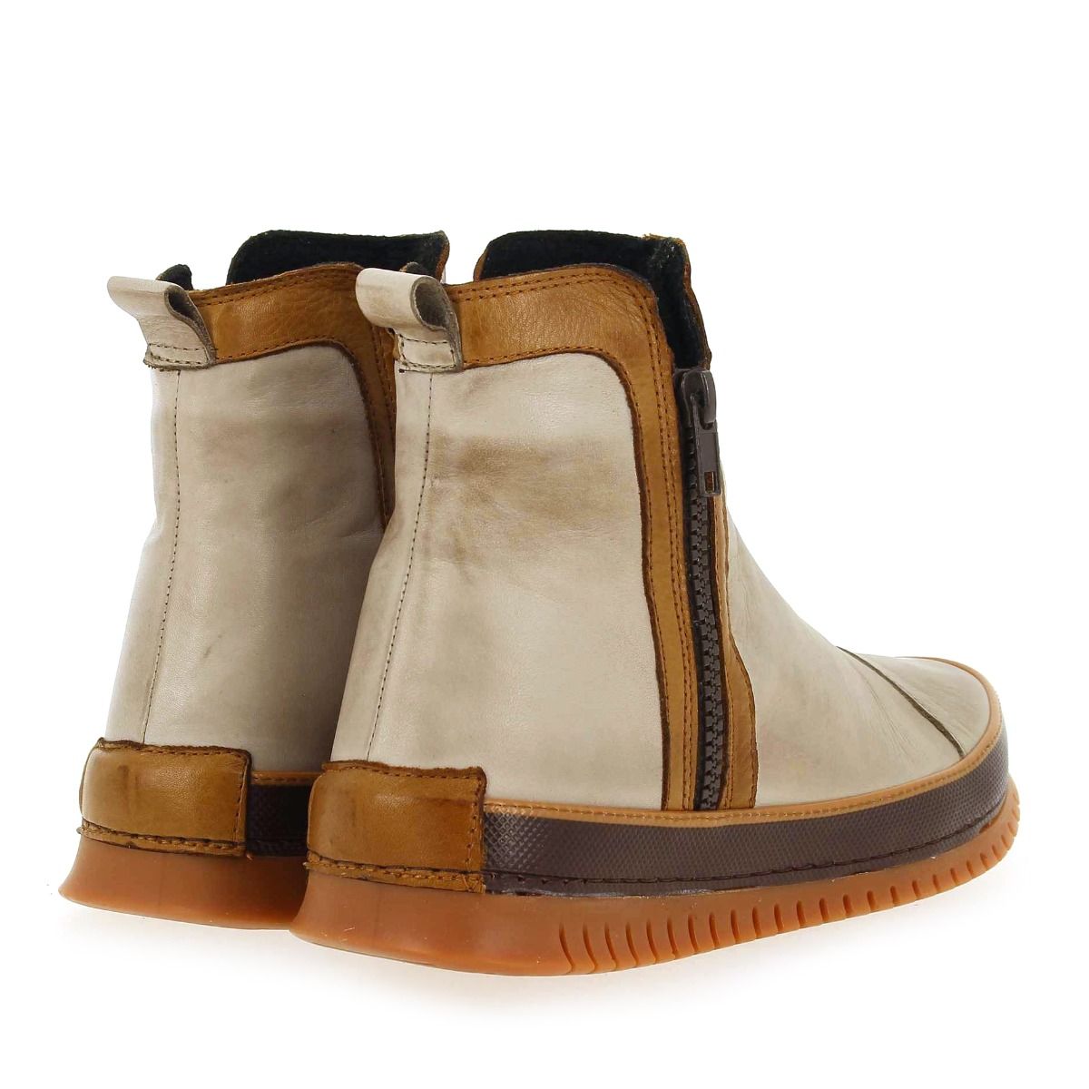 Kary oka  BECOT - Beige Camel