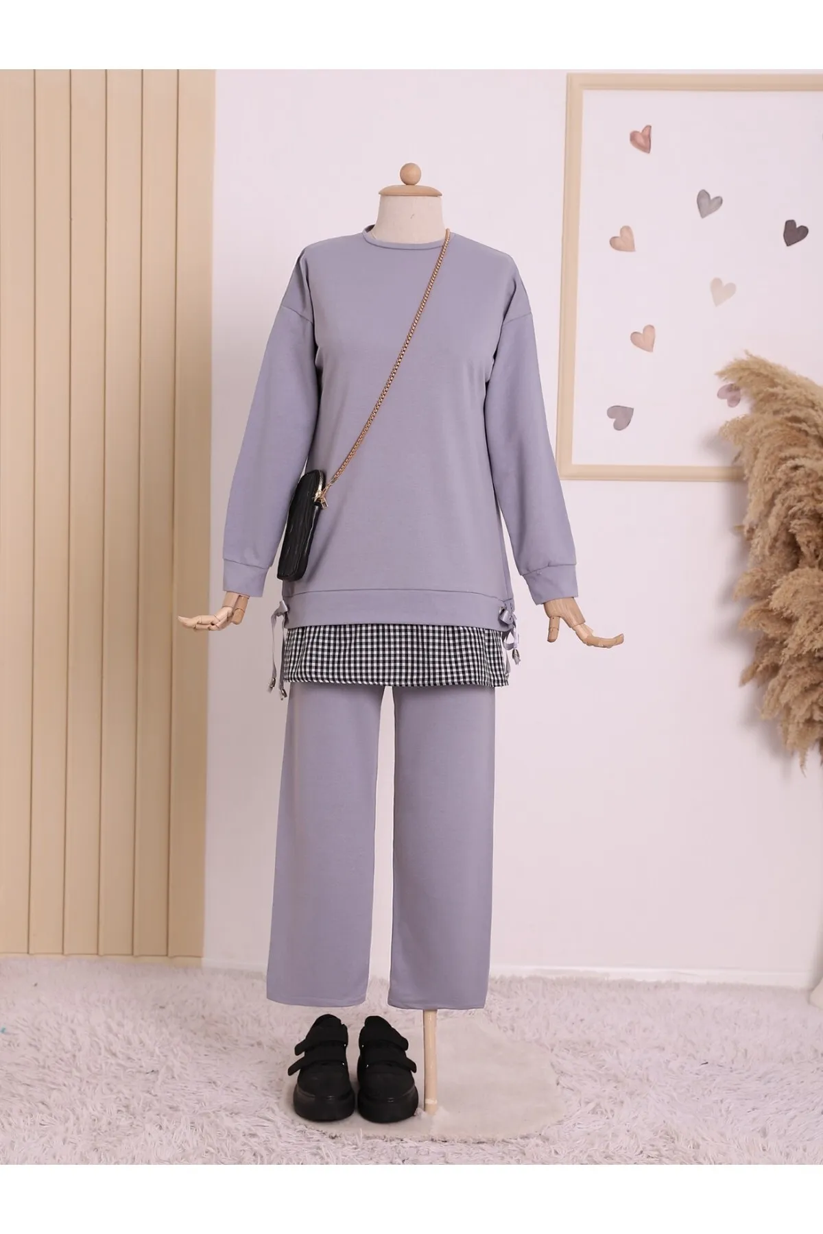 Modamorfo  Hemd-detaillierter Hijab-Anzug mit Spitzenrock