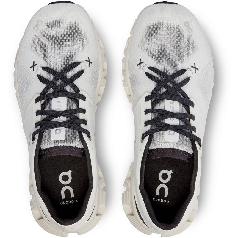 On Cloud X 3 Laufschuhe Damen