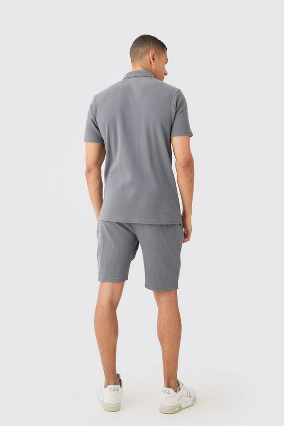 Slim-Fit Poloshirt & Shorts in Waffeloptik