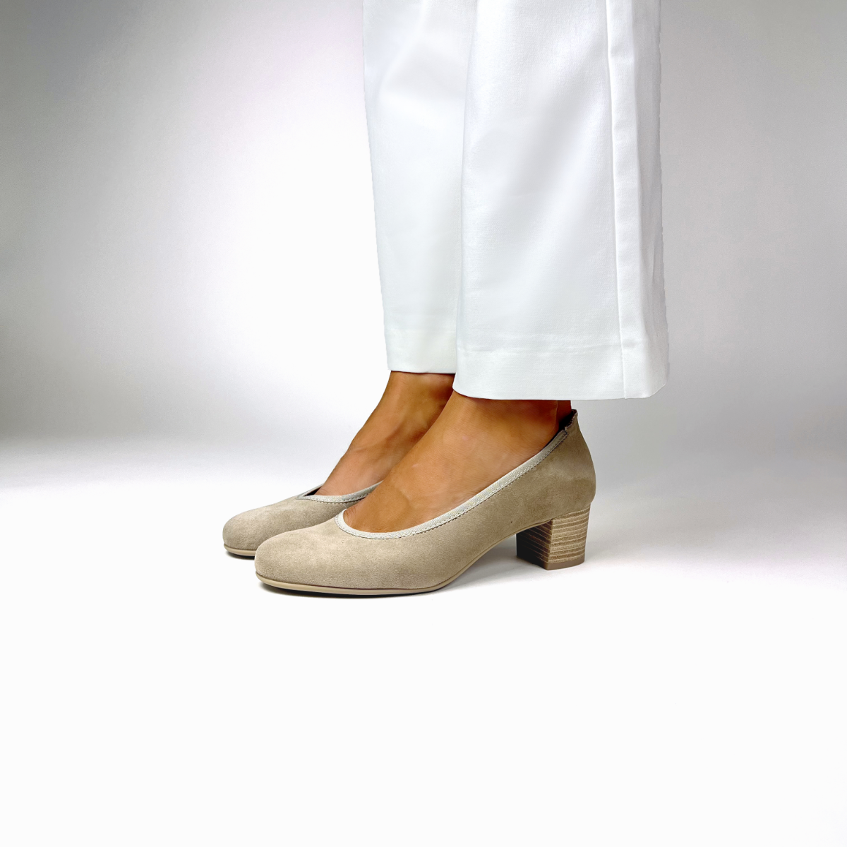Dorking  D8469 - Taupe