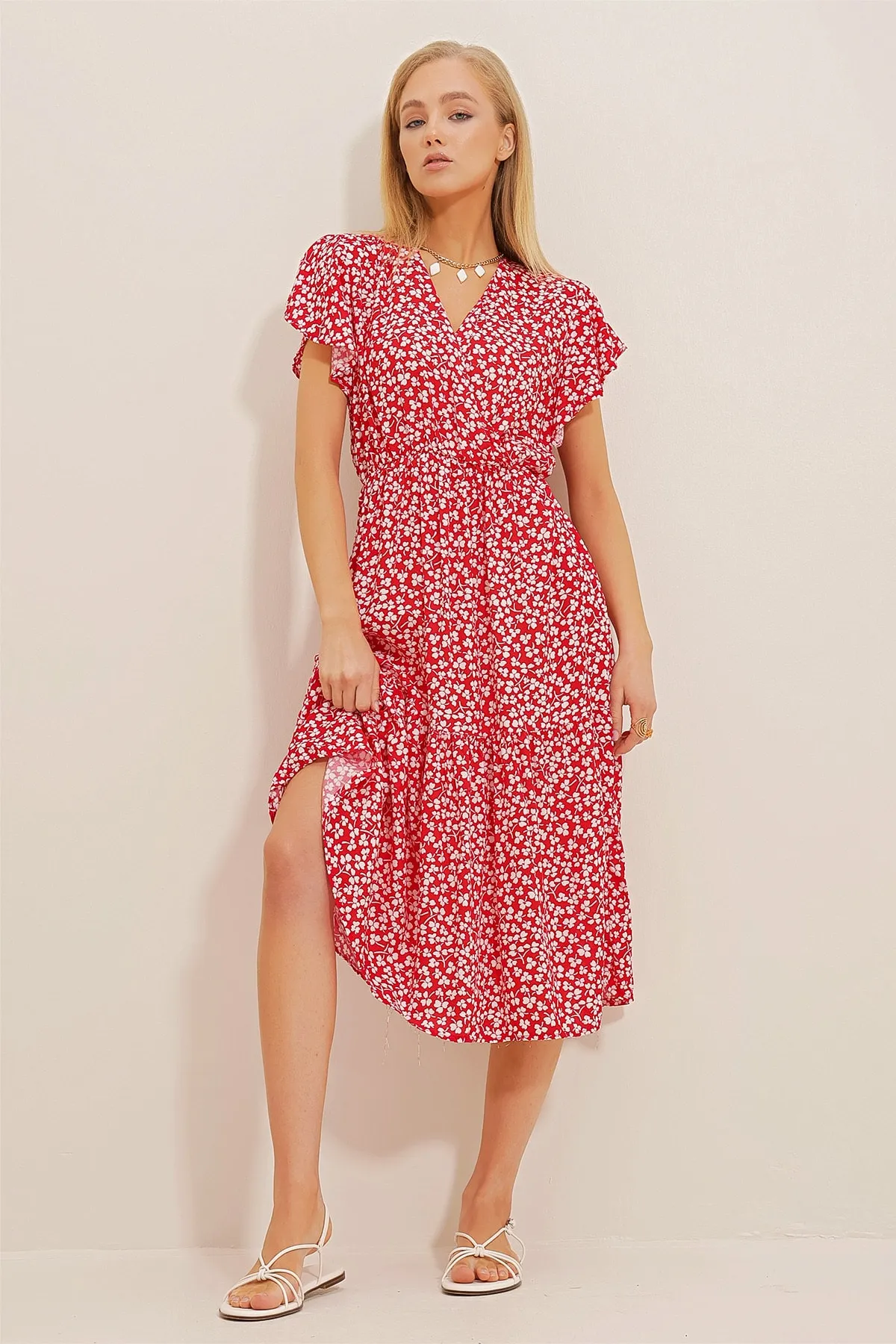 Trend Alaçatı Stili  Rot-weißes zweireihiges Kleid aus Viskose mit Kragen und Volant für Damen ALC-X4373