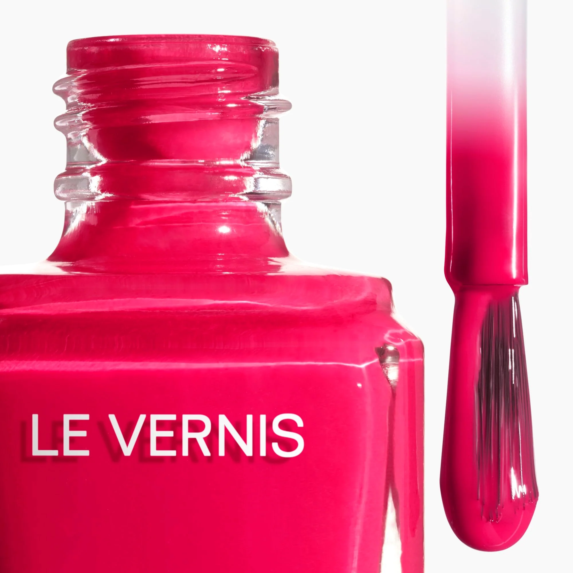 LE VERNIS - DLHOTRVAJÚCA FARBA A ŽIAR
