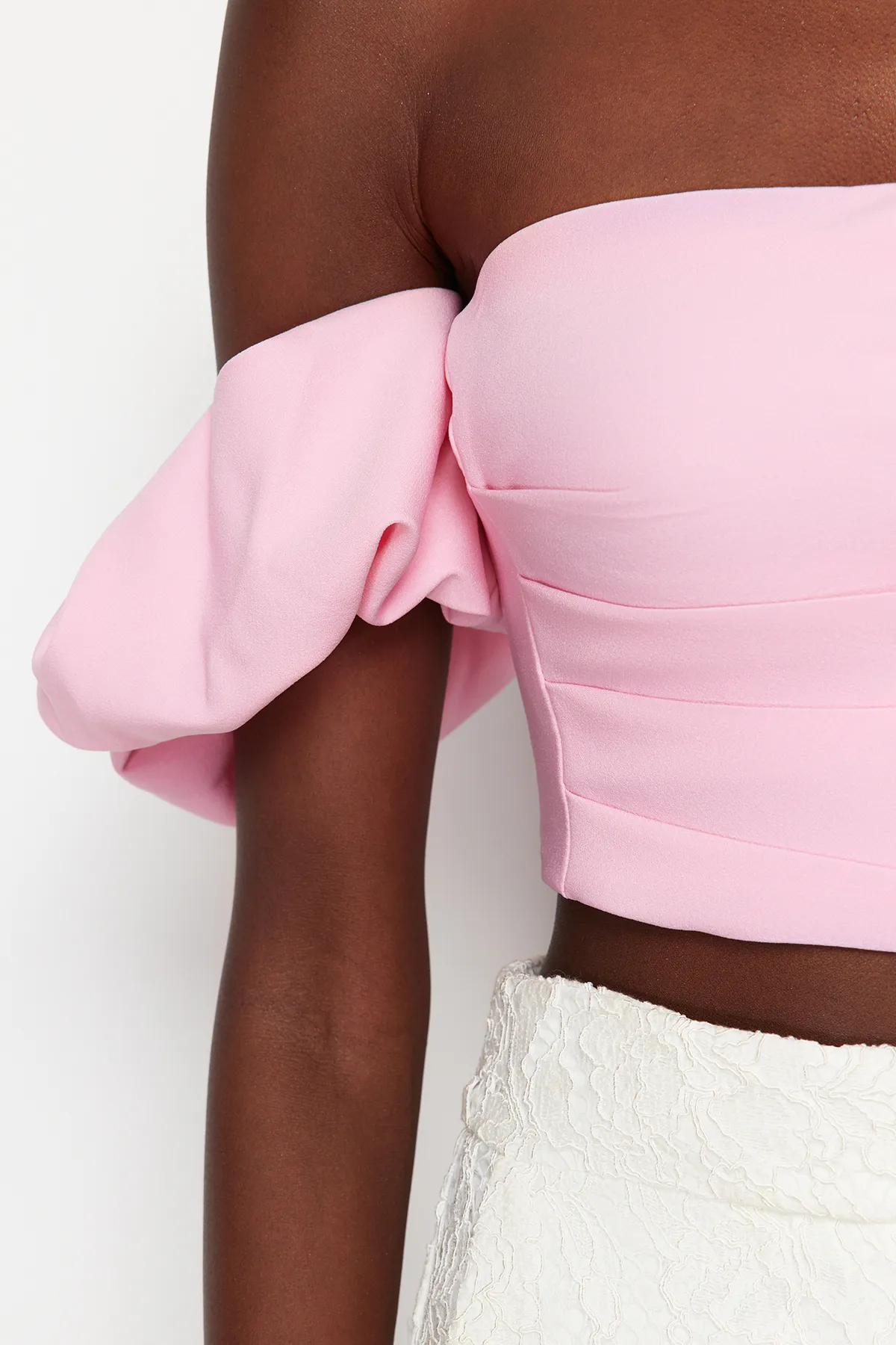 Trendyol Collection  Rosa Crop-Bustier aus Webstoff TPRSS24BS00020