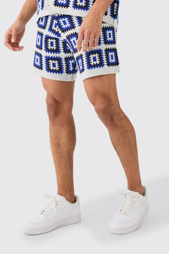 Lockere gehäkelte weiße Shorts