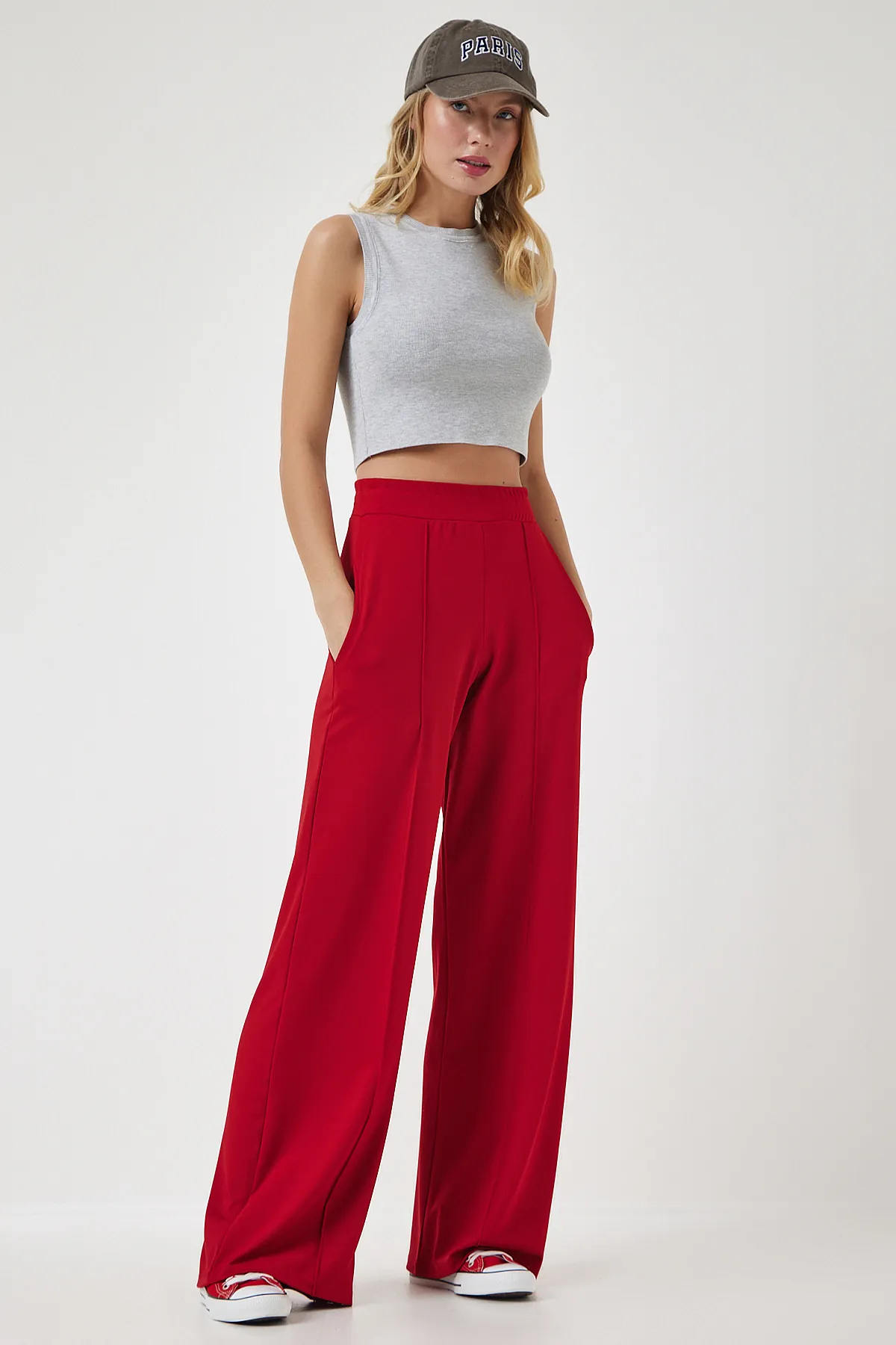 Happiness İstanbul  Rote, dehnbare Jogginghose mit hoher Taille für Damen BF00030