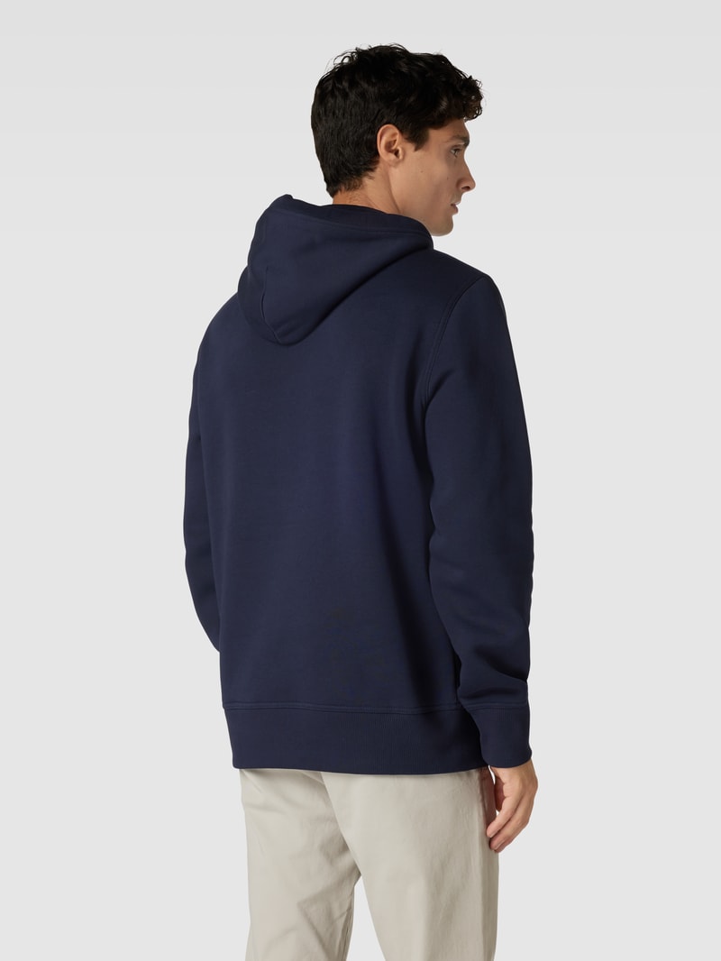 Hoodie mit Label-Stitching Modell 'ARCHIVE SHIELD' in marineblau
