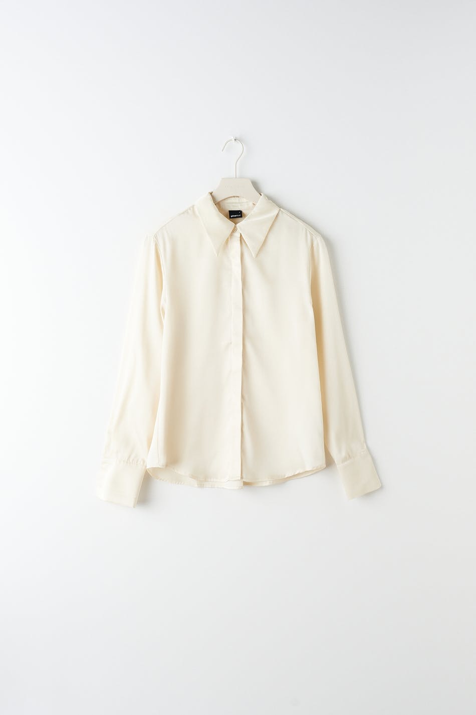 Saga shirt