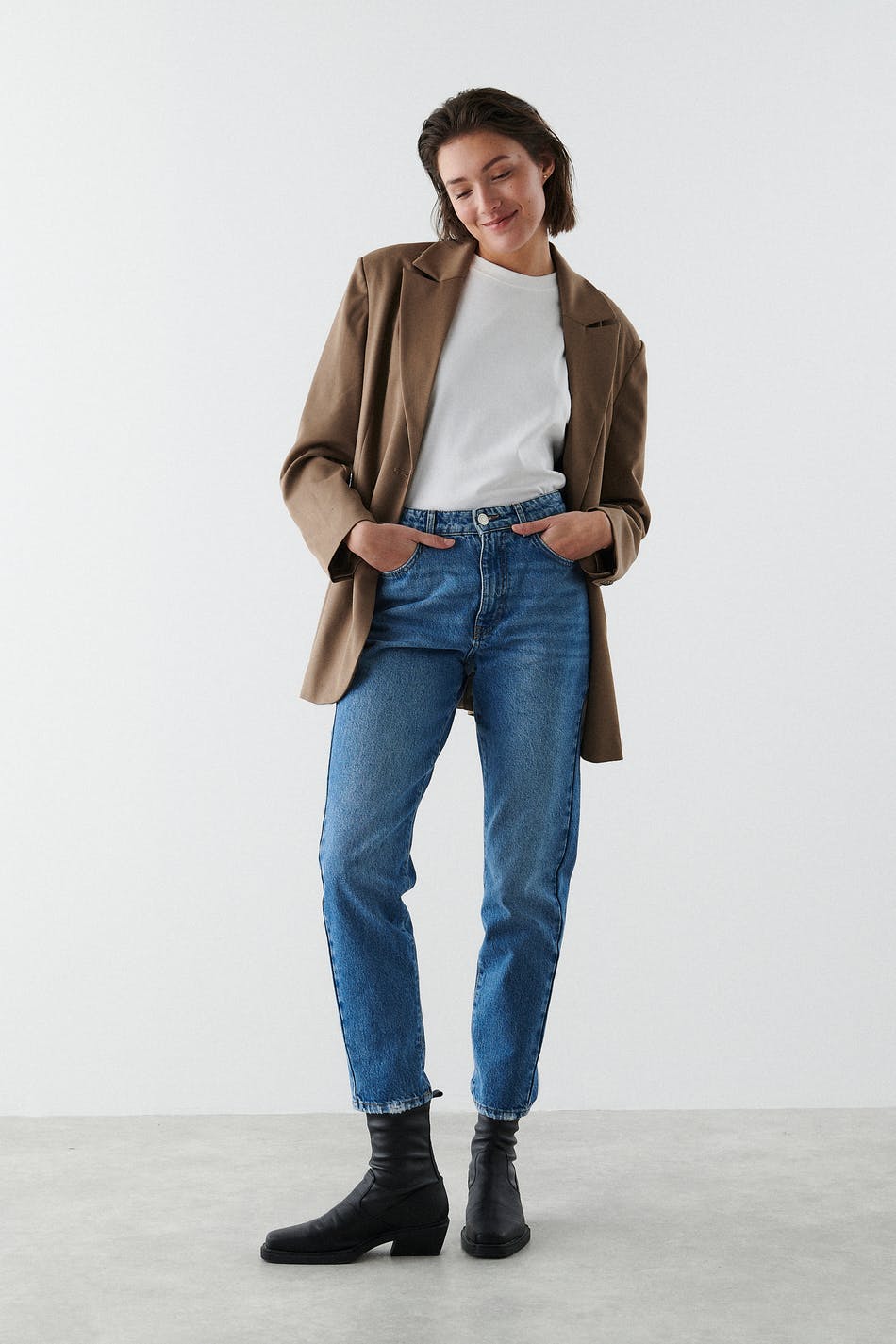 Dagny mom jeans