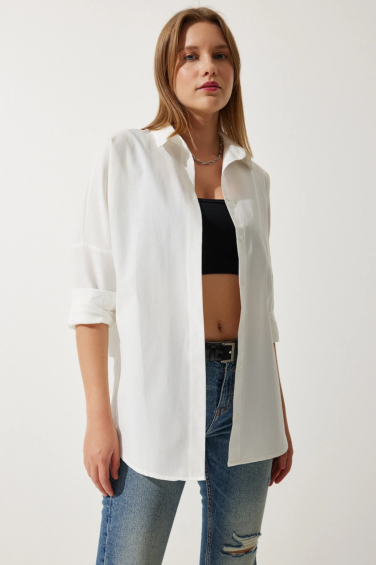 Happiness İstanbul  Ecrufarbenes, langes Basic-Shirt für Damen in Übergröße DD00842