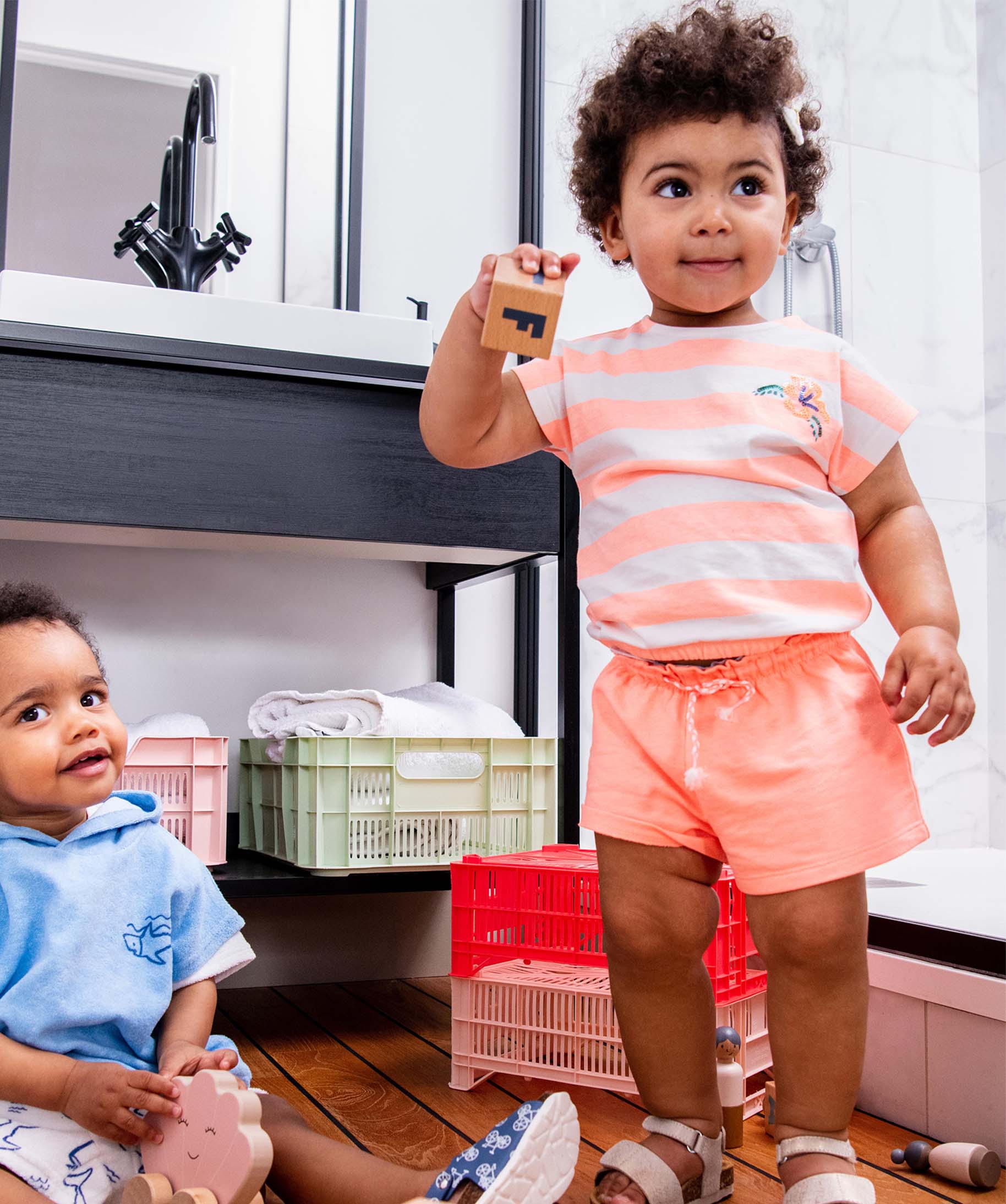 Tee-shirt bébé fille à rayures avec bas élastique rose | GEMO