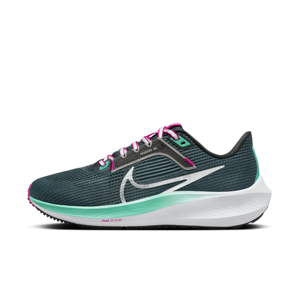 Nike Air Zoom Pegasus 40 DV3854-301 / grün