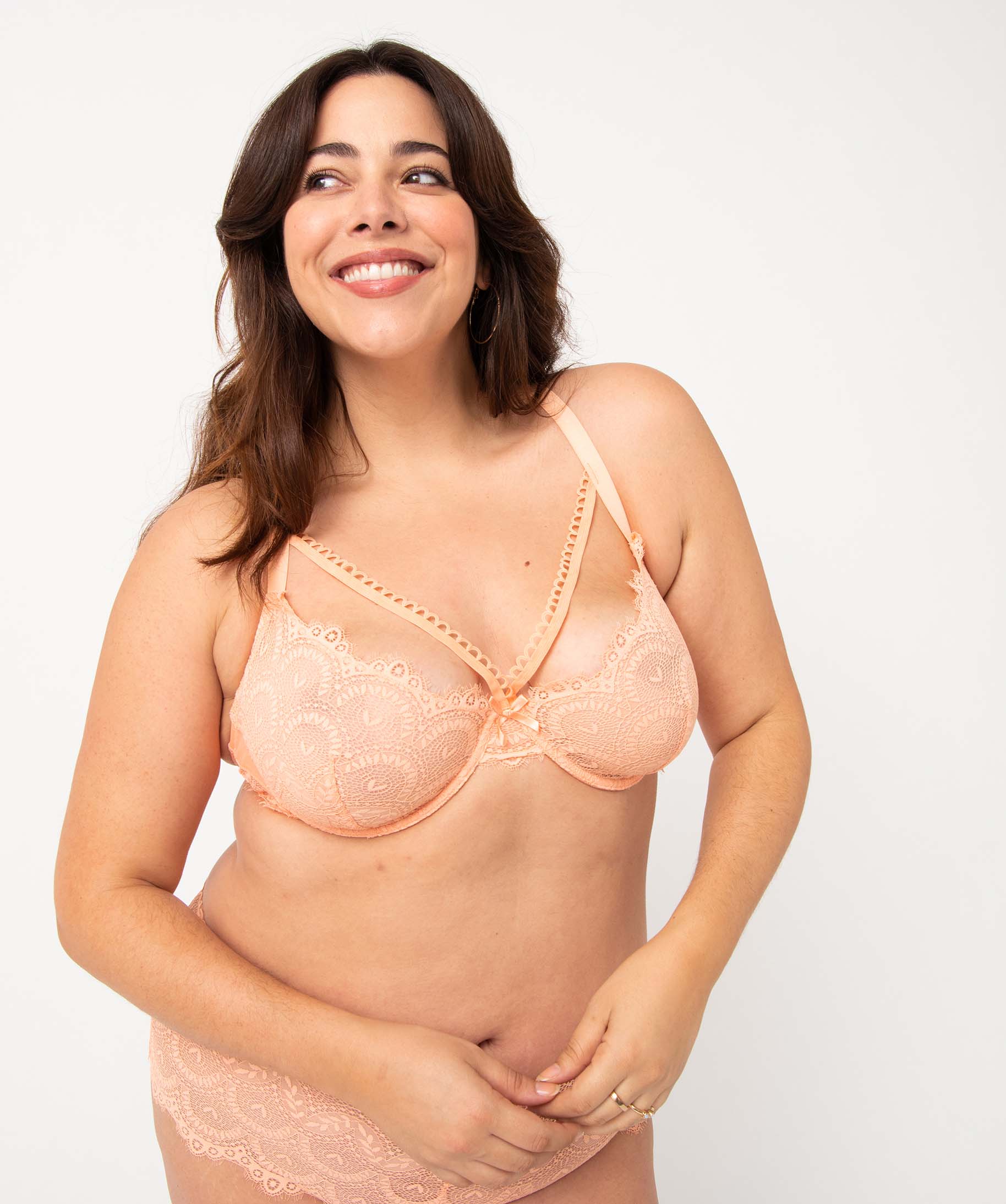 Soutien-gorge femme grande taille dos dentelle fantaisie rose | GEMO