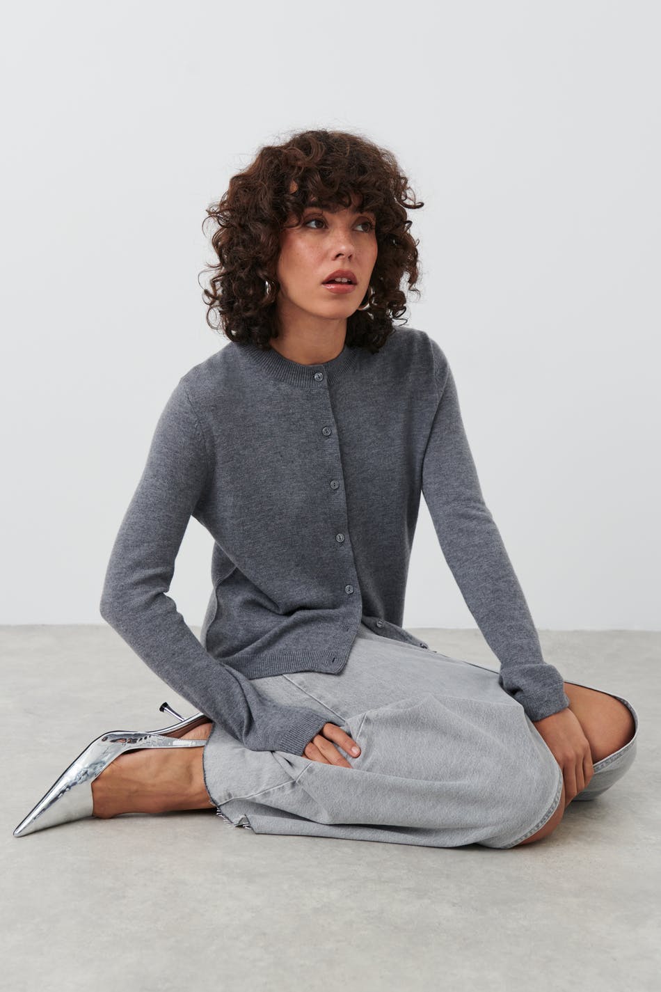 Fine knitted wool cardigan