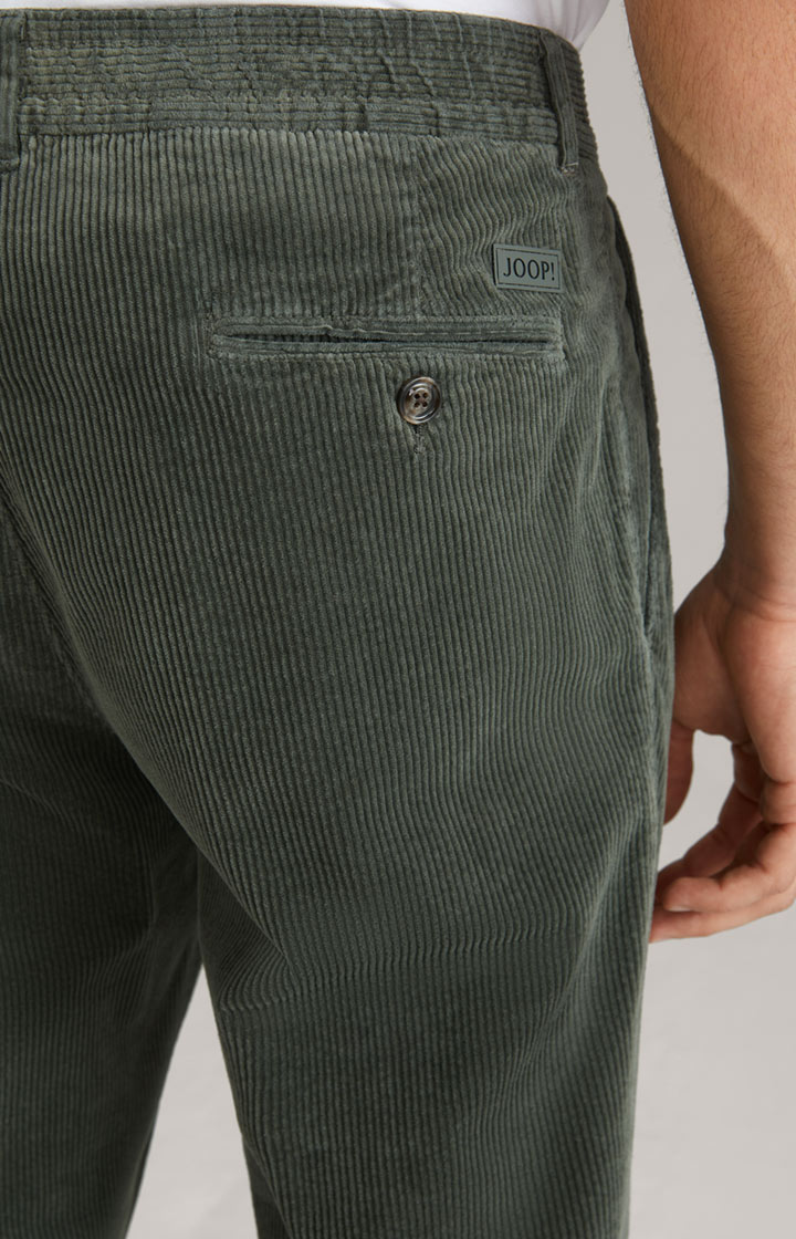 Cordhose Lester in Dunkelgrün