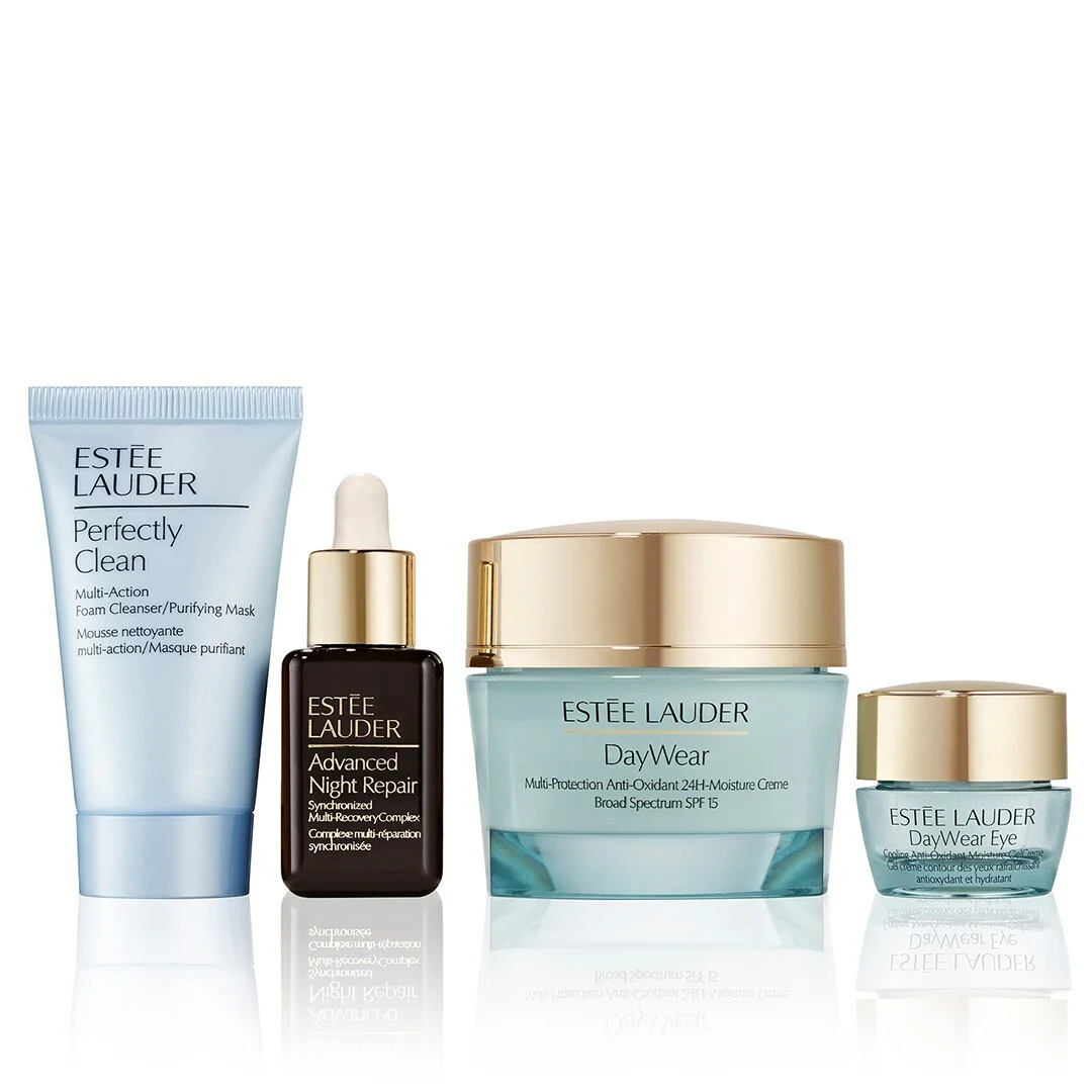 ΣΕΤ DayWear DAYWEAR SKINCARE JOYS Χριστούγεννα 2025 - Ενυδατικό Σετ, Κρέμα Προσώπου Ημέρας για τα Πρώτα Σημάδια των Μαύρων Κύκλων