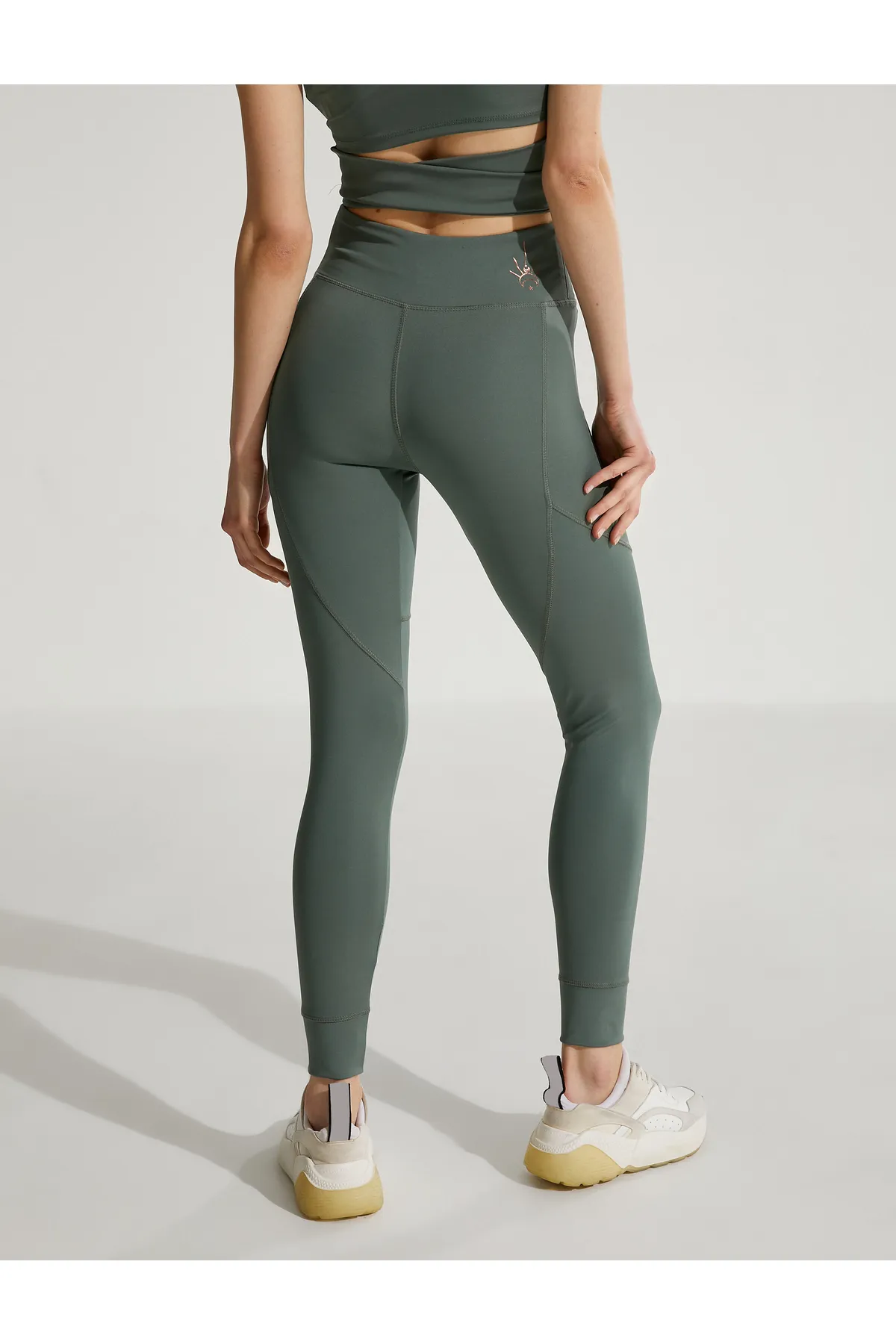 Koton  Yoga-Strumpfhose mit hoher Taille und Nahtdetails